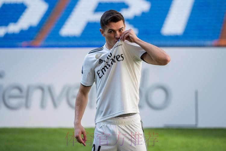 卜拉欣-迪亚斯:代表皇马出战百场感觉独一无二 卜拉欣-迪亚斯:代表皇马出战百场感觉独一无二